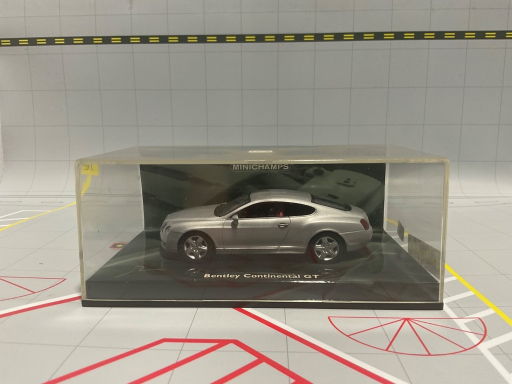 [113492] 1:43 MINICHAMPS BENTLEY CONTINENTAL GT