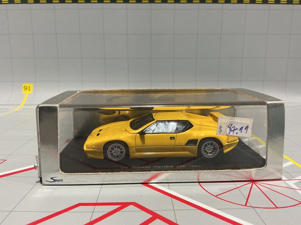 [113534] 1:43 SPARK DE TOMASO PANTERA 200 1992