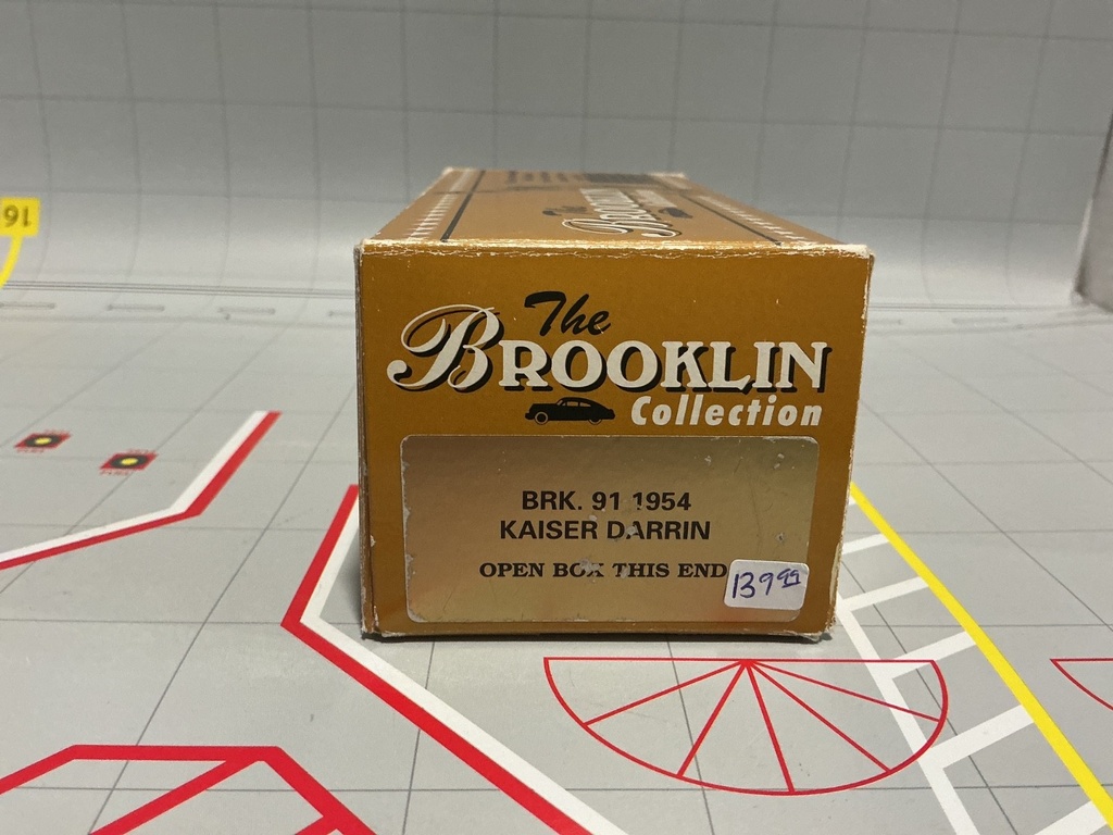 1:43 BROOKLIN MODELS 1954 KAISER DARRIN