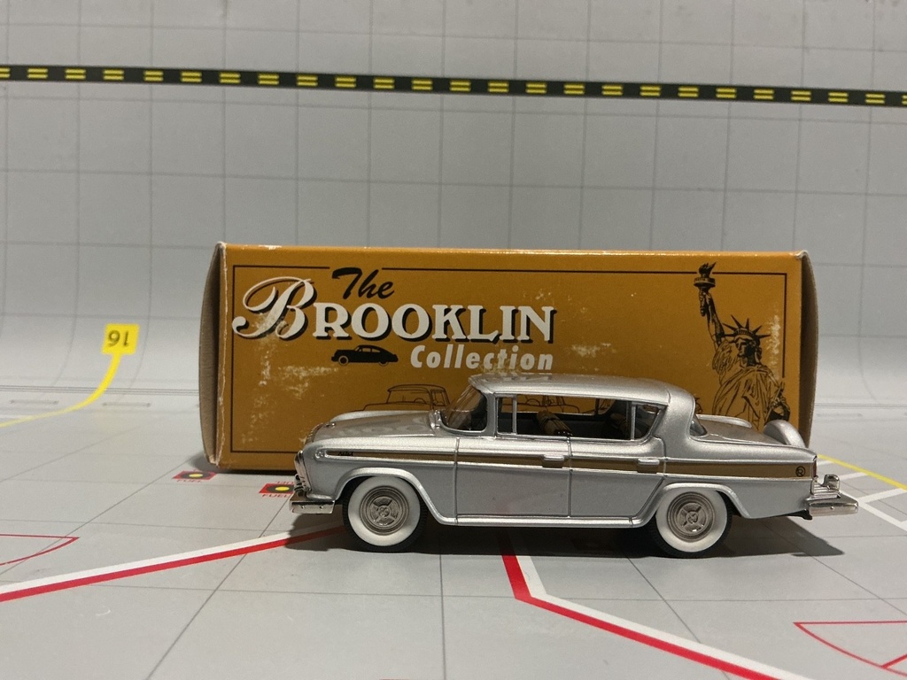 1:43 BROOKLIN MODELS BRK 59 1957 RAMBLER REBEL