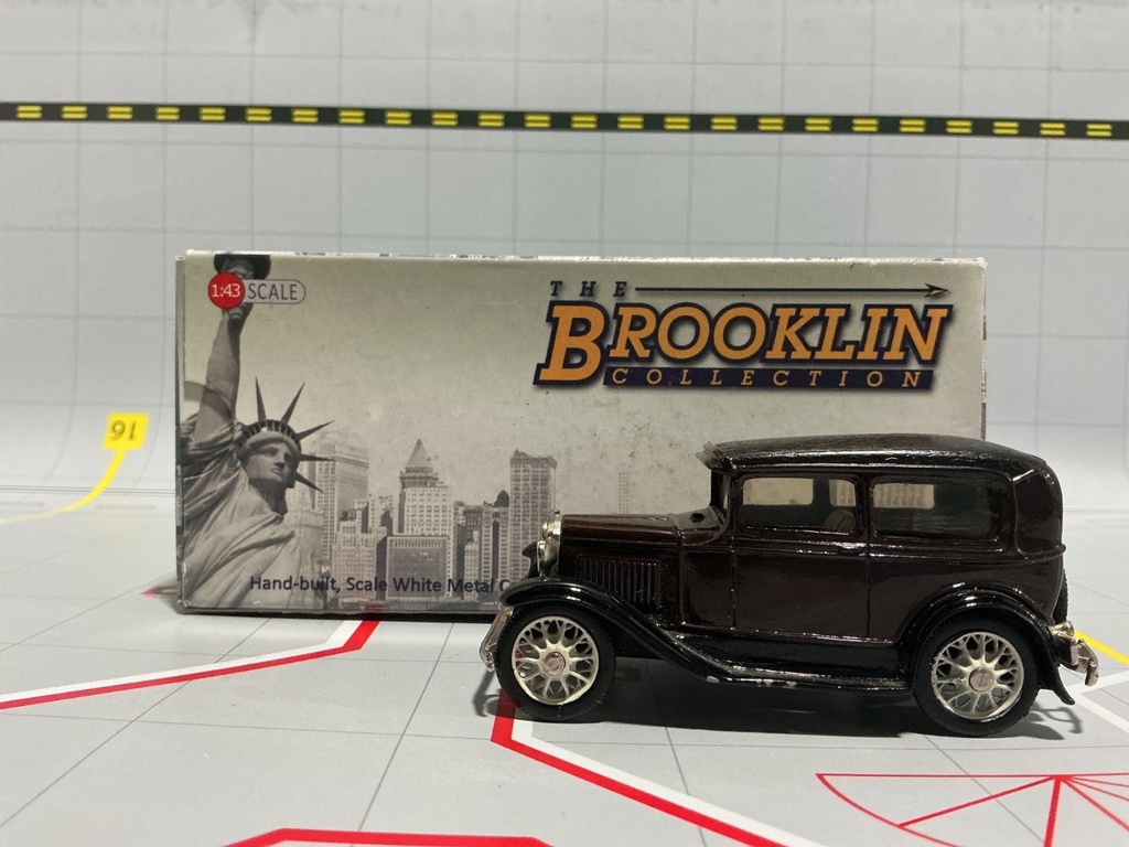 1:43 BROOKLIN MODELS 1930 SEDAN MODEL A #5