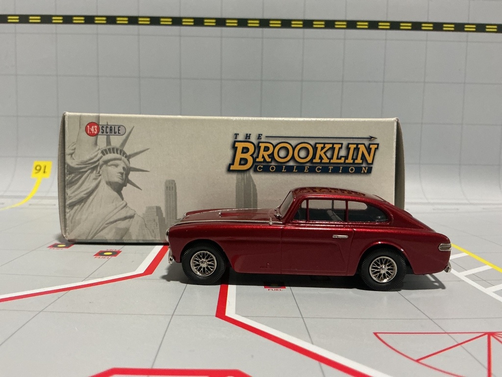1:43 BROOKLIN MODELS BRK 128 1952 CUNNINGHAM C-3 CONTINENTAL COUPE