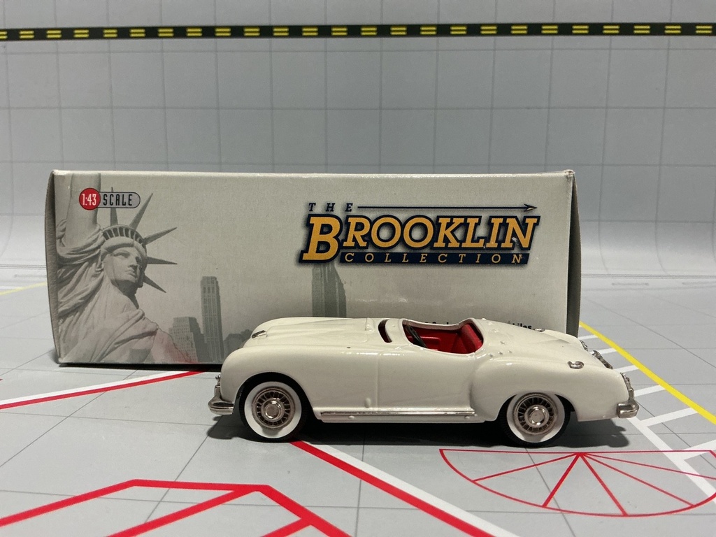 1:43 BROOKLIN MODELS BRK 125 1953 NASH HEALEY ROADSTER WHITE *MISSING WINDSHIELD