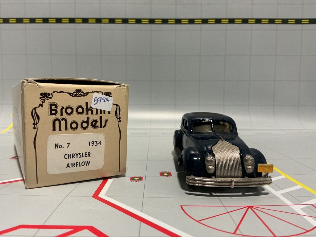 1:43 BROOKLIN MODELS BRK 7 1934 CHRYSLER AIRFLOW