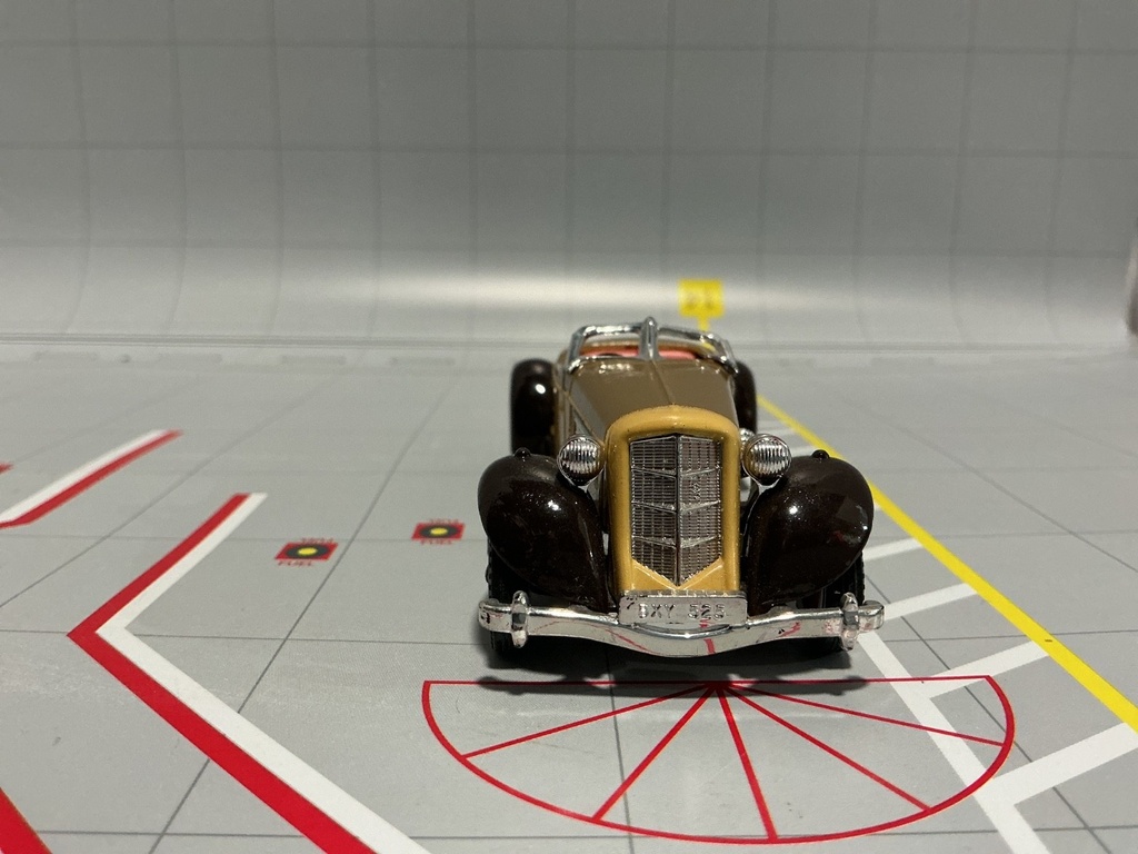 1:43 MATCHBOX MODELS OF YESTERYEAR #Y-19 YELLOW / BROWN 1935 AUBURN