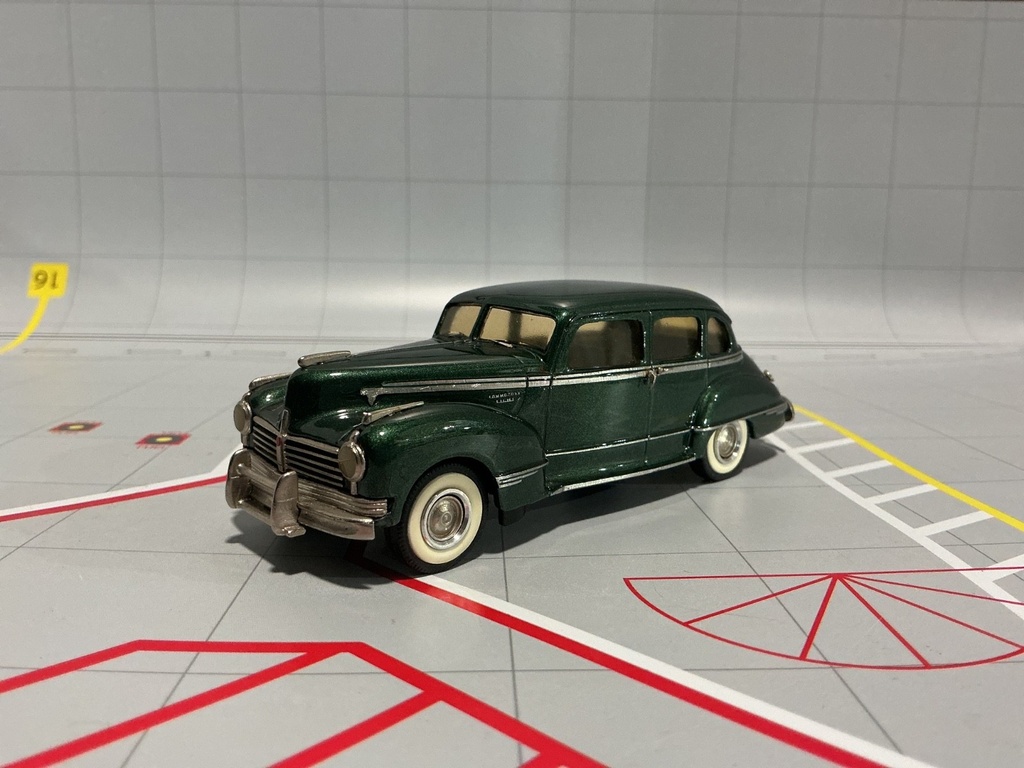 1:43 WESTERN MODELS 1942 HUDSON COMMODORE 8 GREEN
