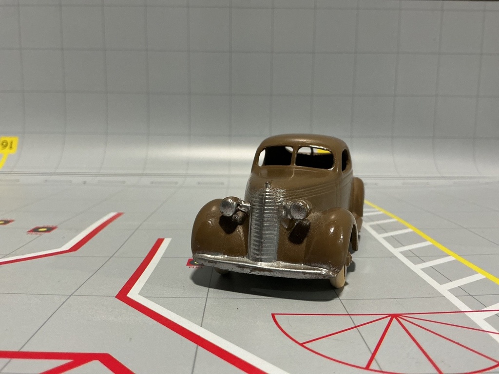 1:43 CAST IRON MINIATURE CASTING  REPRODUCTION ’37  STUDEBAKER