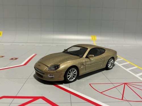 1:43 HONGWELL ASTON MARTIN DB7 GOLD