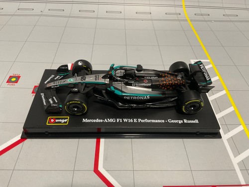 1/43 BURAGO Formula 1 Mercedes AMG W16 E #63 George Russell