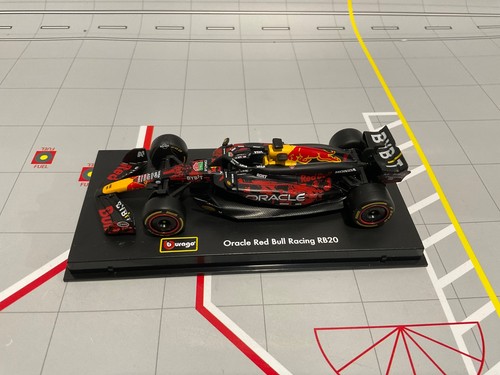 1/43 BURAGO Formula 1 Oracle Red Bull #1 Max Verstappen BYBT Red Camo