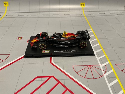 1/43 BURAGO Formula 1 Oracle Red Bull #22 Yuki Tsunoda RB21