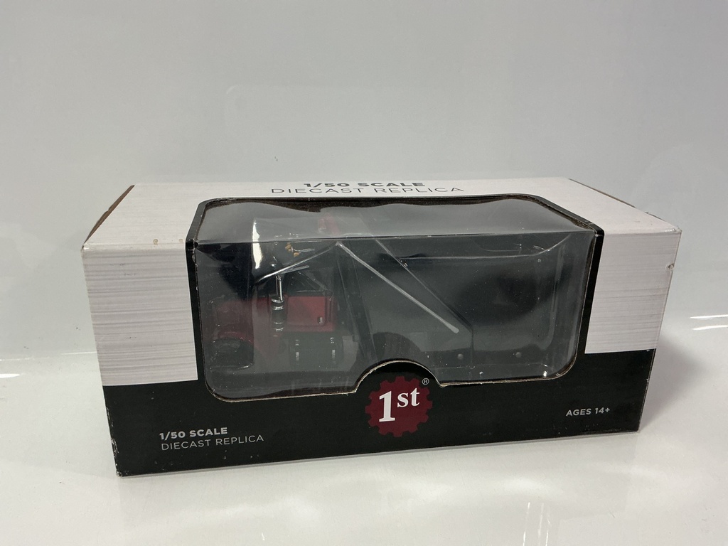 1: 50 FIRST  GEAR PETERBILT 367 TANDEM AXLE  DUMP TRUCK 50-3407