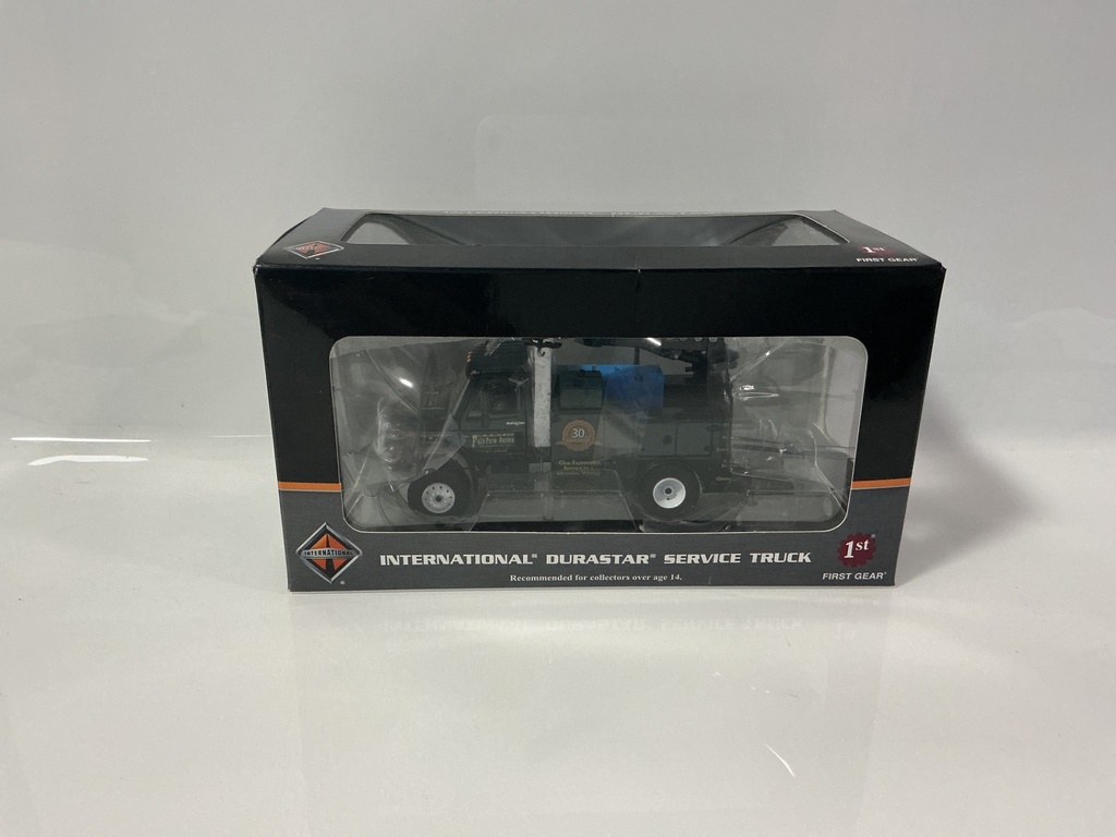 [116133.] 1:50 FIRST GEAR INTERNATIONAL DURASTAR SERVICE TRUCK, FALLS FARM AND GARDEN