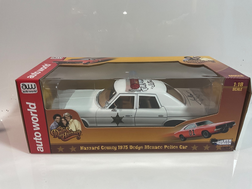 [112730.] 1/18 AUTO WORLD THE DUKE’S OF HAZZARD 1975 DOGE MANACO AUTOGRAPHED 