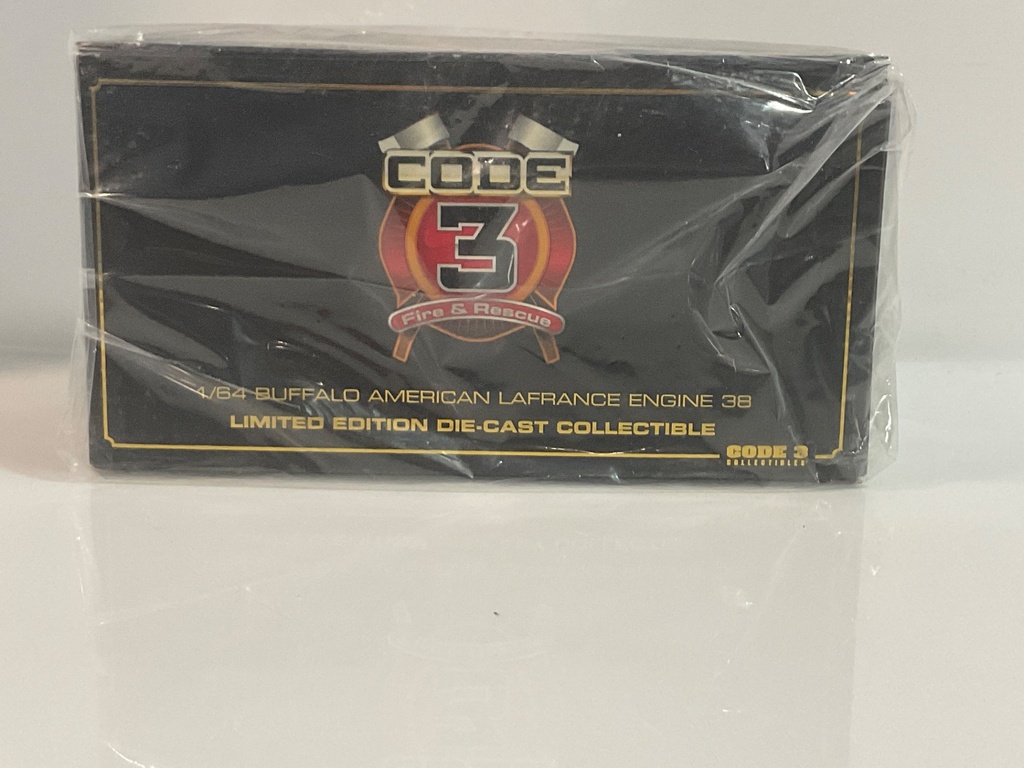 [112767.] 1/64 CODE3 BUFFALO AMERICAN LAFRANCE ENGINE 38 12147