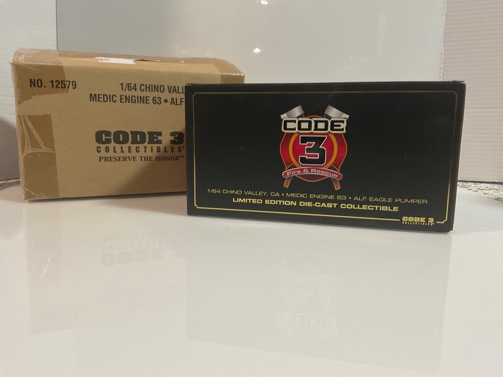 1/64 CODE 3 CHINO VALLEY MEDIC ENGINE 63 ALF EAGLE PUMPER