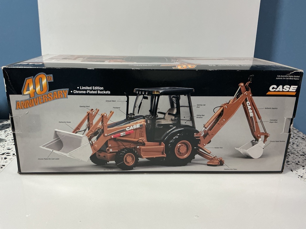 1:16 ERTL RC2 CASE 580 SUPER M BACKHOE CHROME BUCKETS