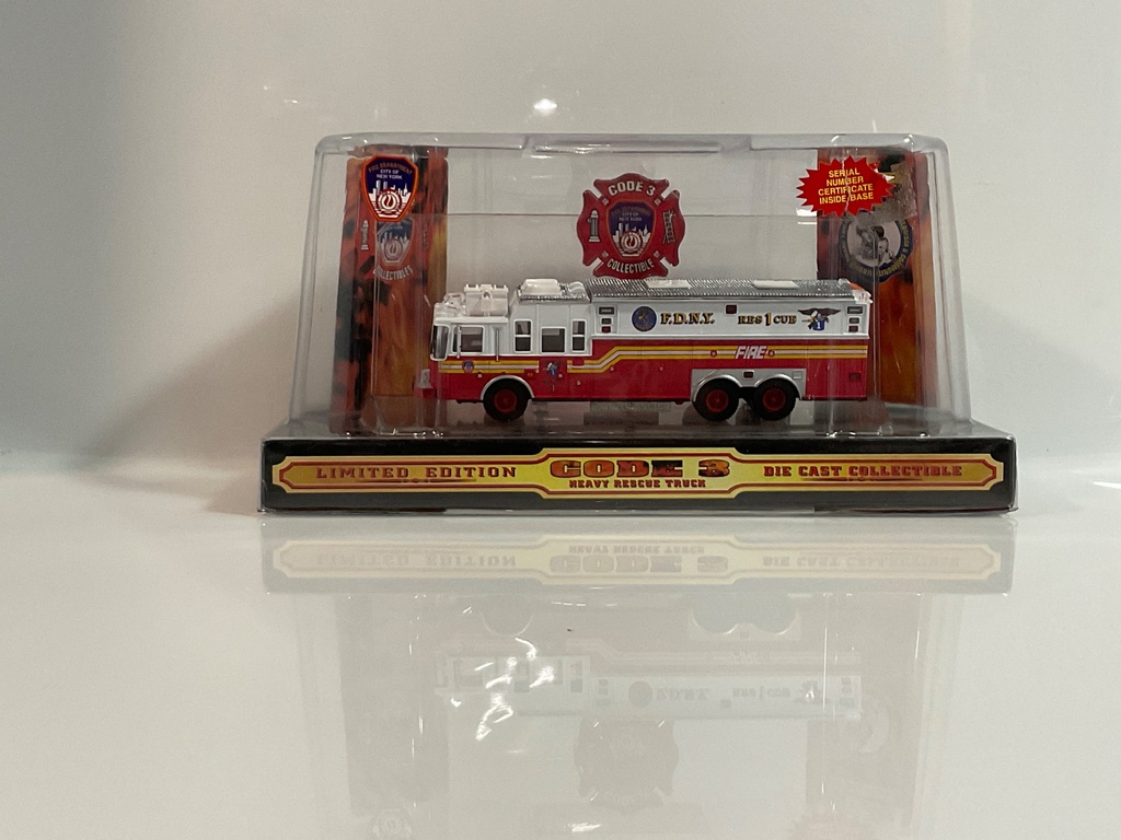1/64 CODE 3 F.D.N.Y. HEAVY RESCUE 1  12703 