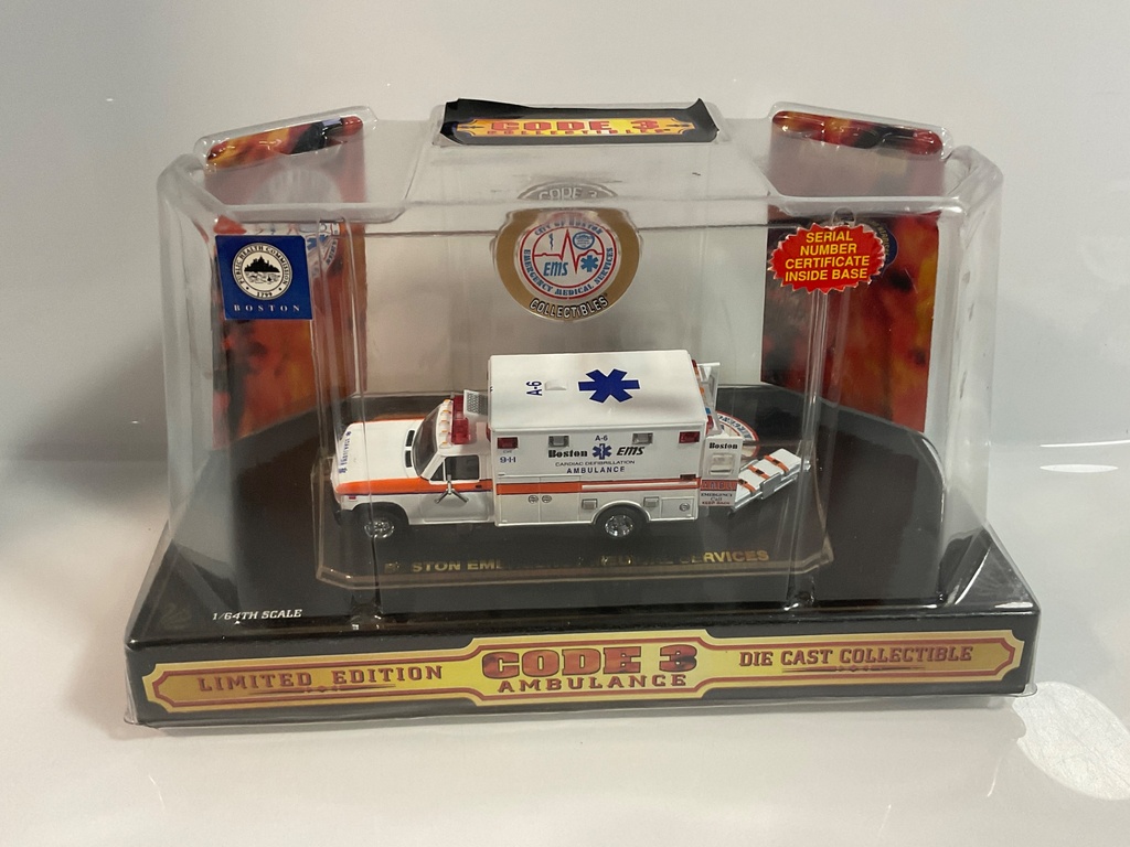 1/64 CODE 3 BOSTON EMS MEDICAL 12105