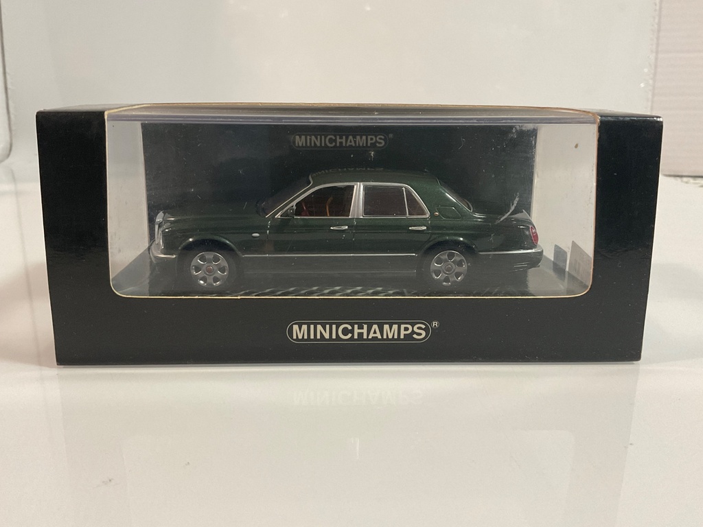 1/43 MINICHAMPS BENTLEY ARNAGE R RED LABEL GREEN 