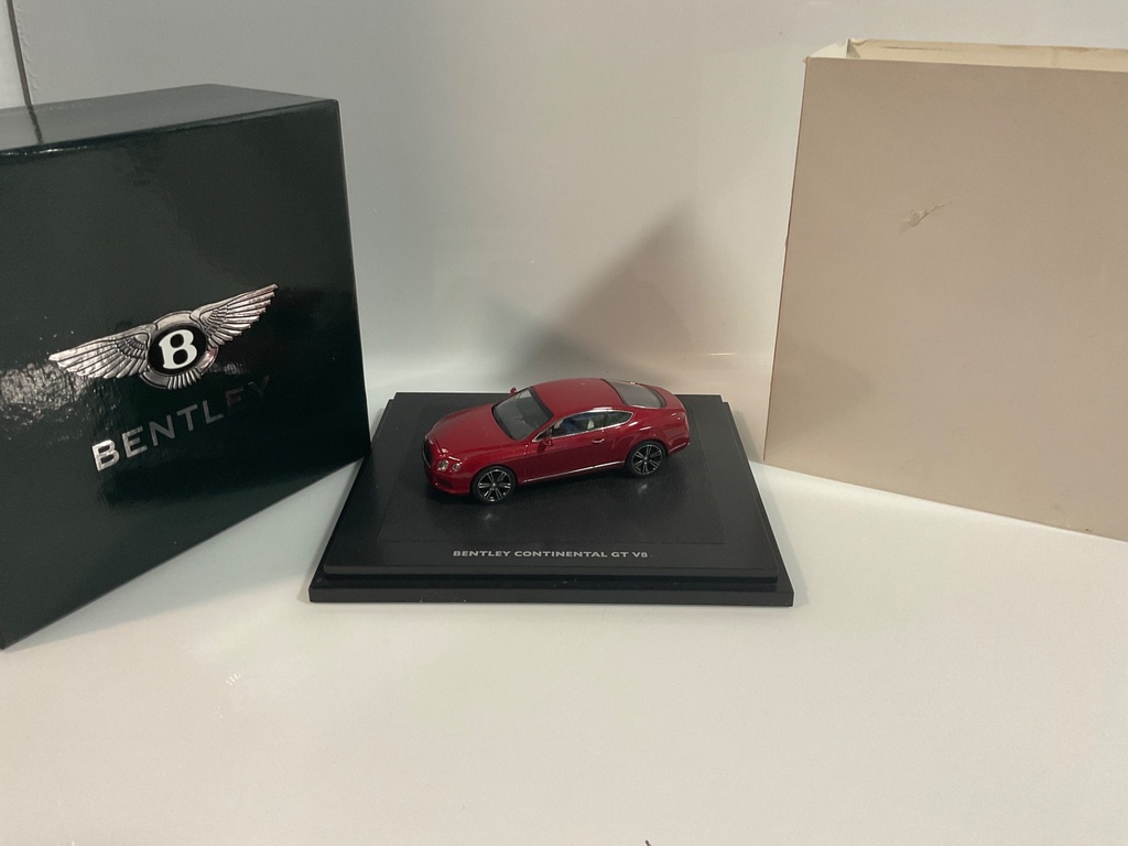 1/43 MINICHAMPS BENTLEY CONTINENTAL GT V8 