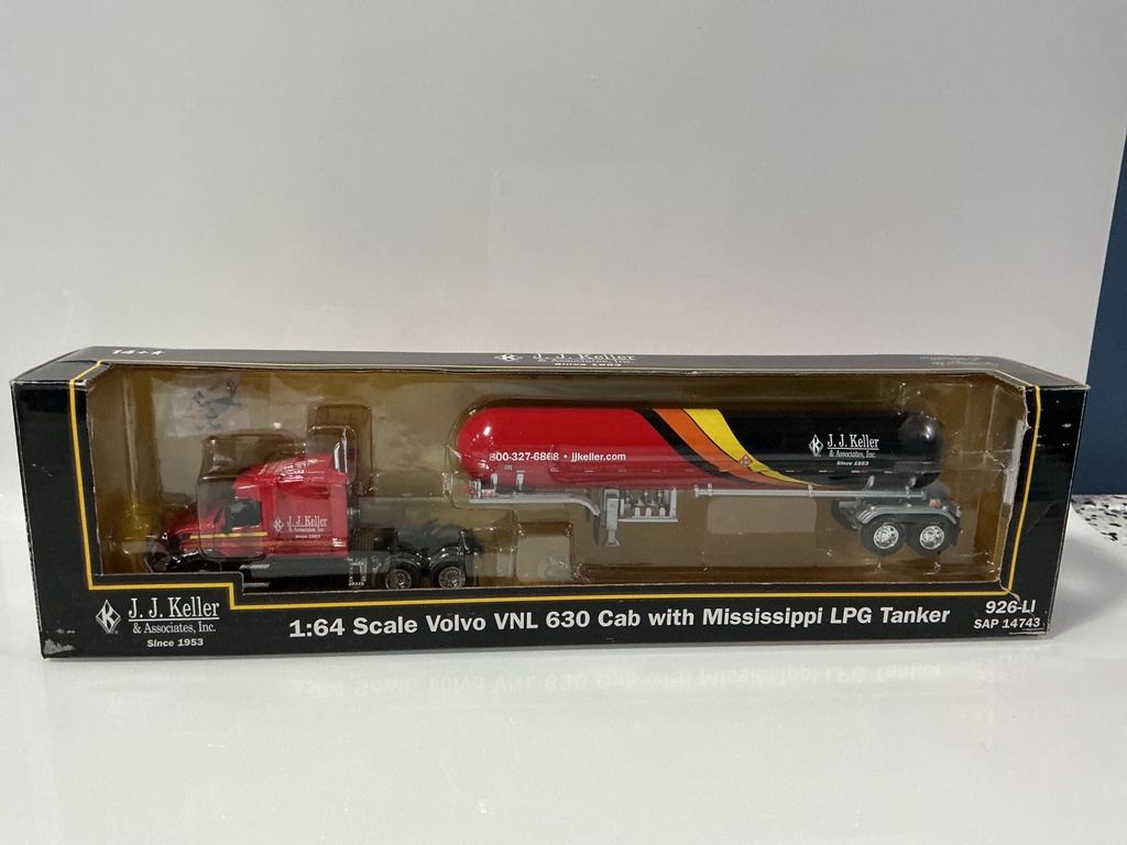 1:64 DCP DIE-CAST PROMOTIONS JJ KELLER VOLVO AND LPG TANKER