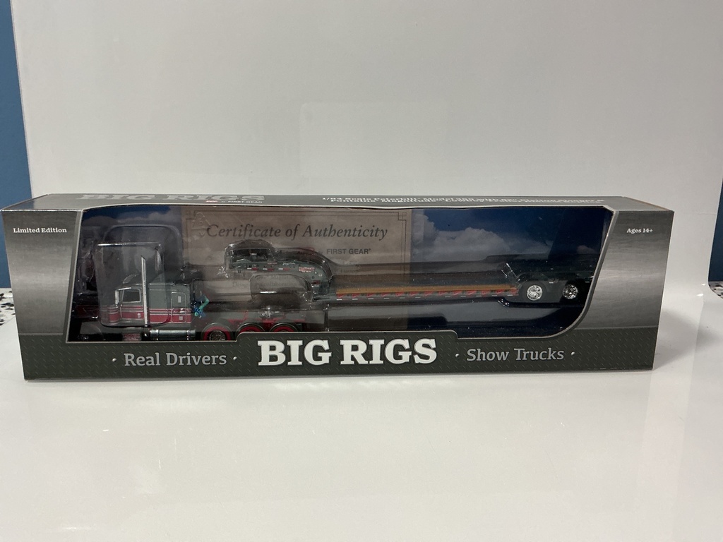 1:64 DCP FIRST GEAR HAMMETT PETERBILT & LOWBOY #69-0900