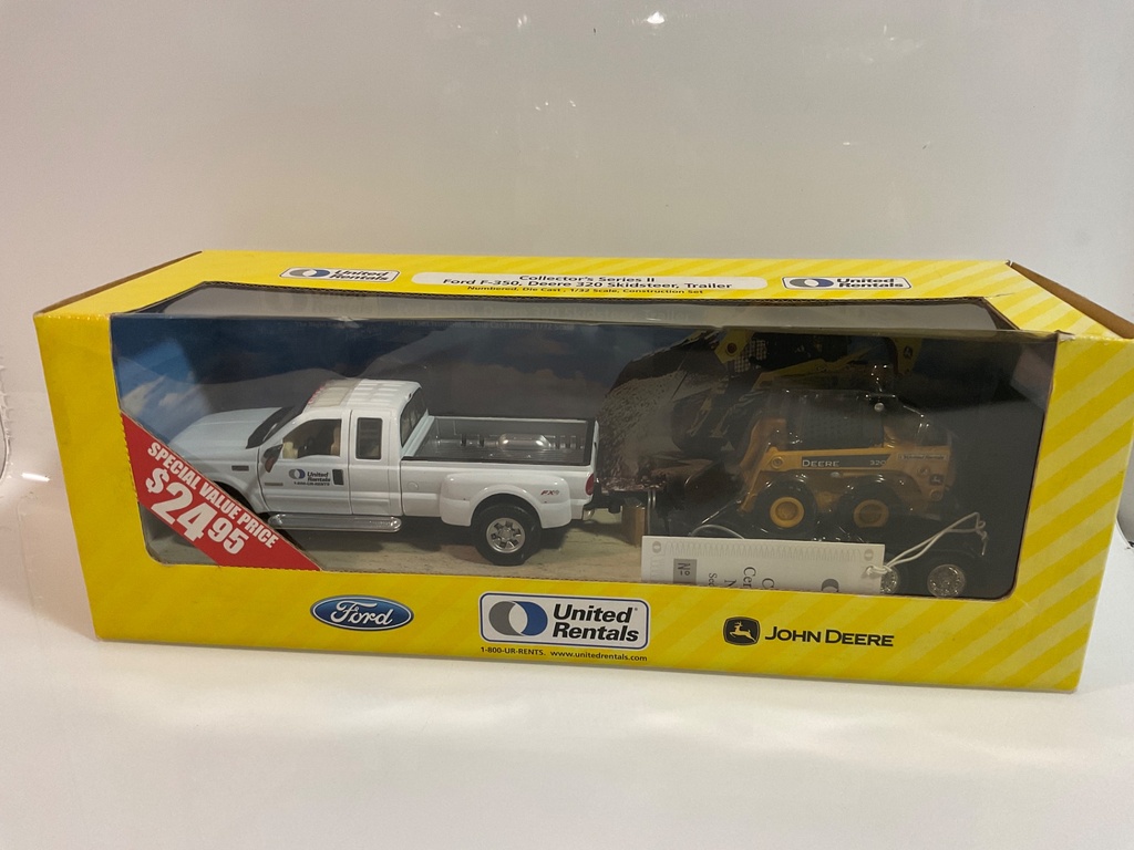 [111978.] 1/32 RC2 UNITED RENTALS COLLECTORS SERIES FORD F350, DEERE 320 SKIDSTEER TRAILER