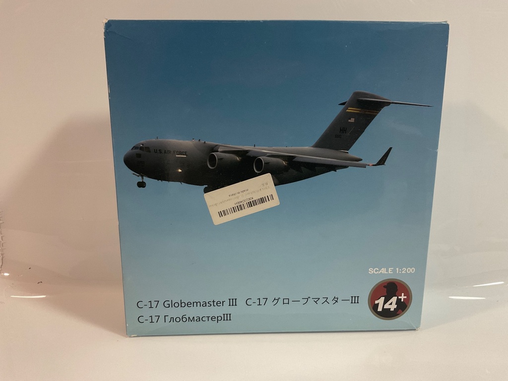 1/200 C-17 GLOBEMASTER III  US AIRFORCE 