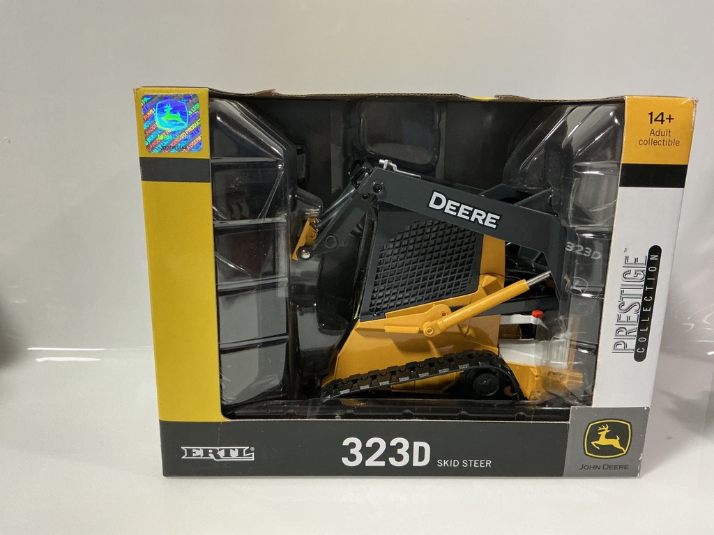 [112059.] 1/16 JOHN DEERE 323D PRESTIGE SKID STEER