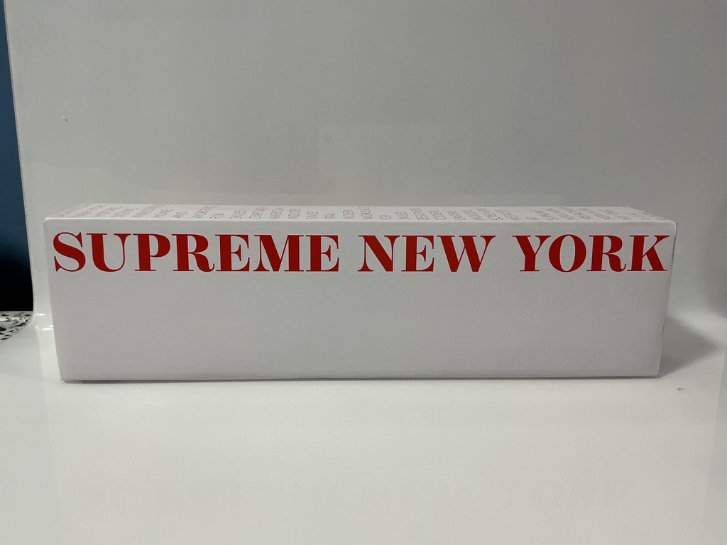 [117684.] 1:64 DCP DIE-CAST PROMOTIONS MACK ANTHEM SUPREME NEW YORK WHITE
