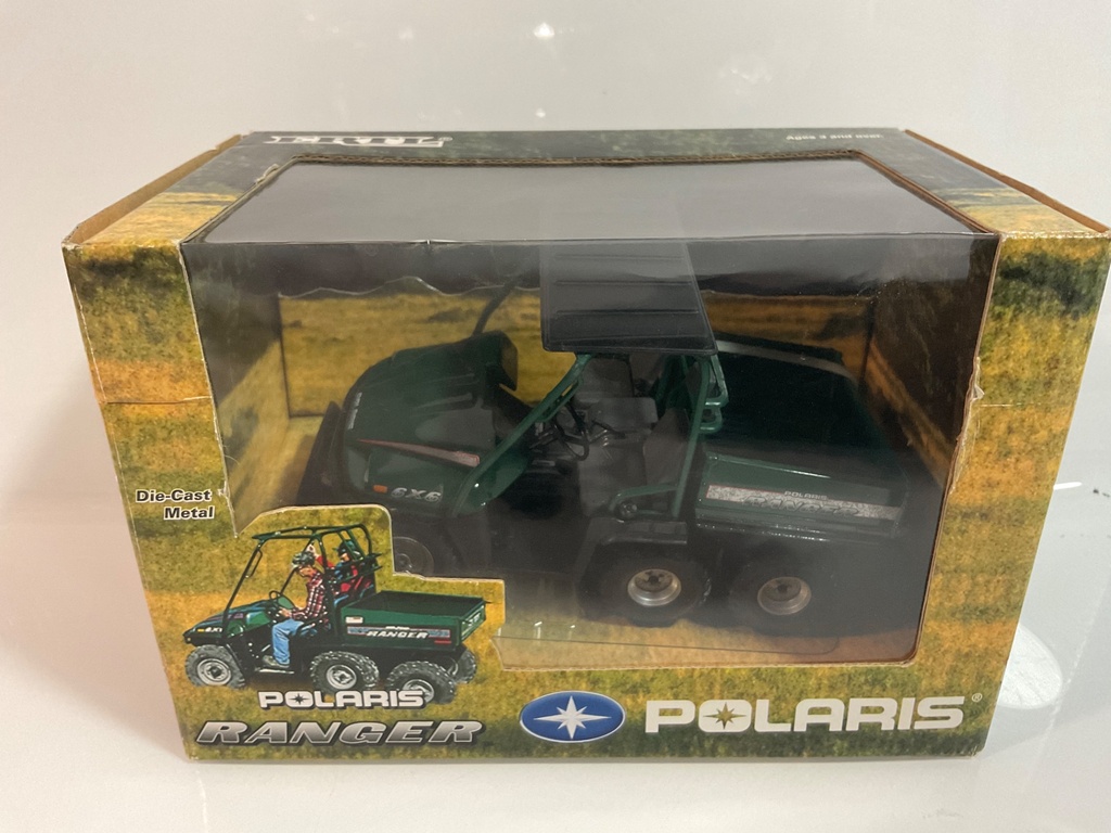[117692.] 1/18 ERTL POLARIS RANGER 6X6 STOCK 13090