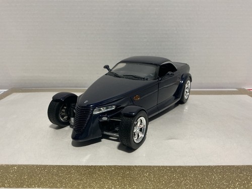 1/18: MOTOR MAX CHRYSLER HOWLER CONCEPT PURPLE ON BLACK