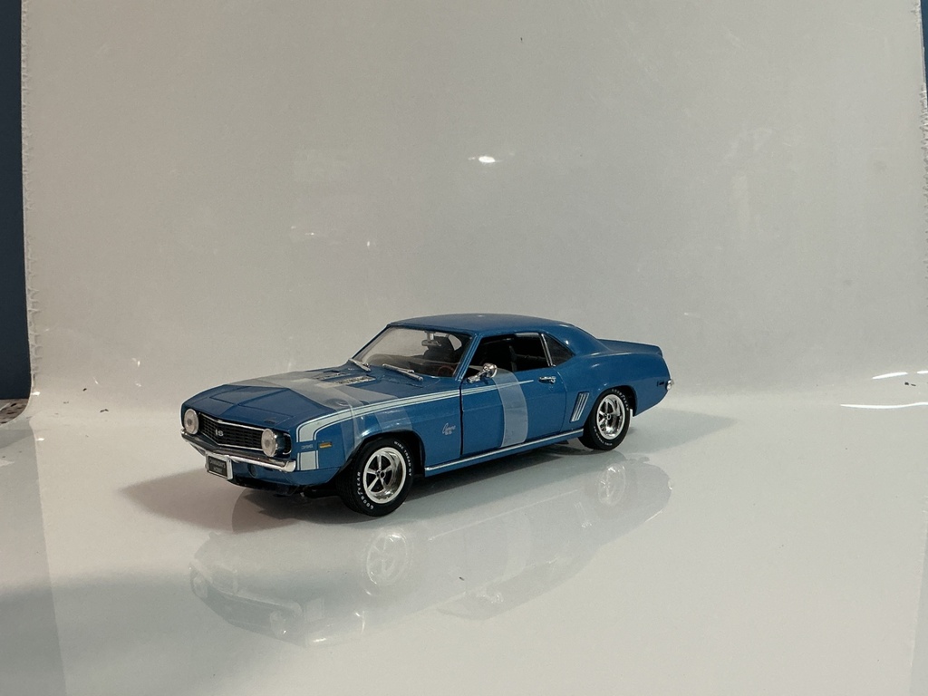 [119131.] 1/18 1969 CHEVROLET CAMARO BLUE ON BLACK CANNADAYS HOBBY