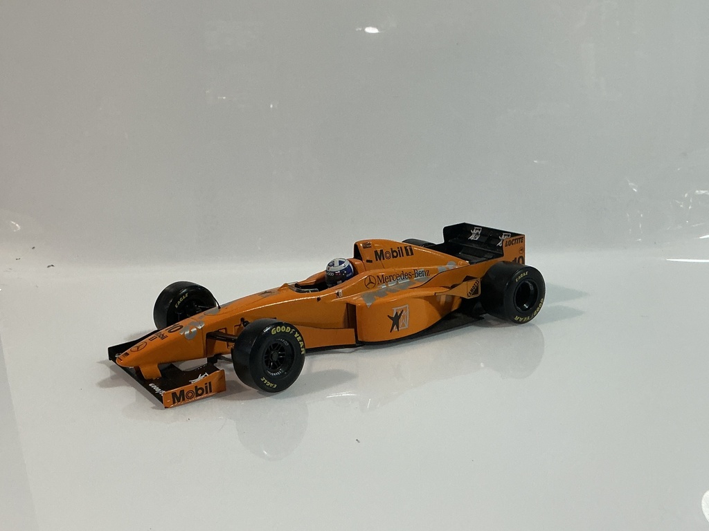 MINICHAMPS MCLAREN MERCEDES MP TEST CAR DAVID COULTHARD [MISSING MIRROR]