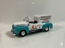 1/18 ROAD LEGENDS 1948 FORD ICE CREAM CYAN ON WHITE / BLACK 