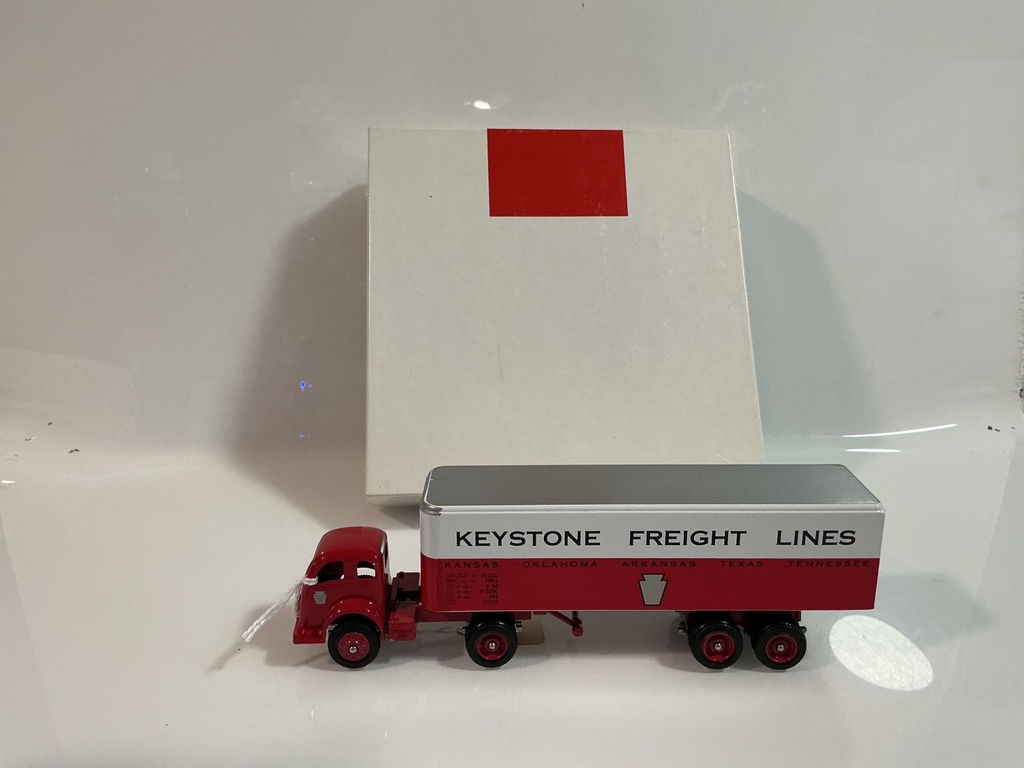 [119187.] 1/64 WINROSS KEYSTONE LINES 3000 TRUCK AND TRAILER