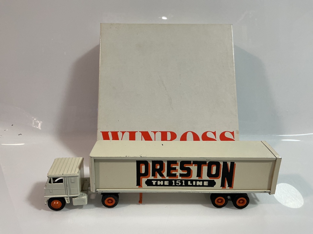 1/64 WINROSS PRESTON TRUCK AND TRAILER