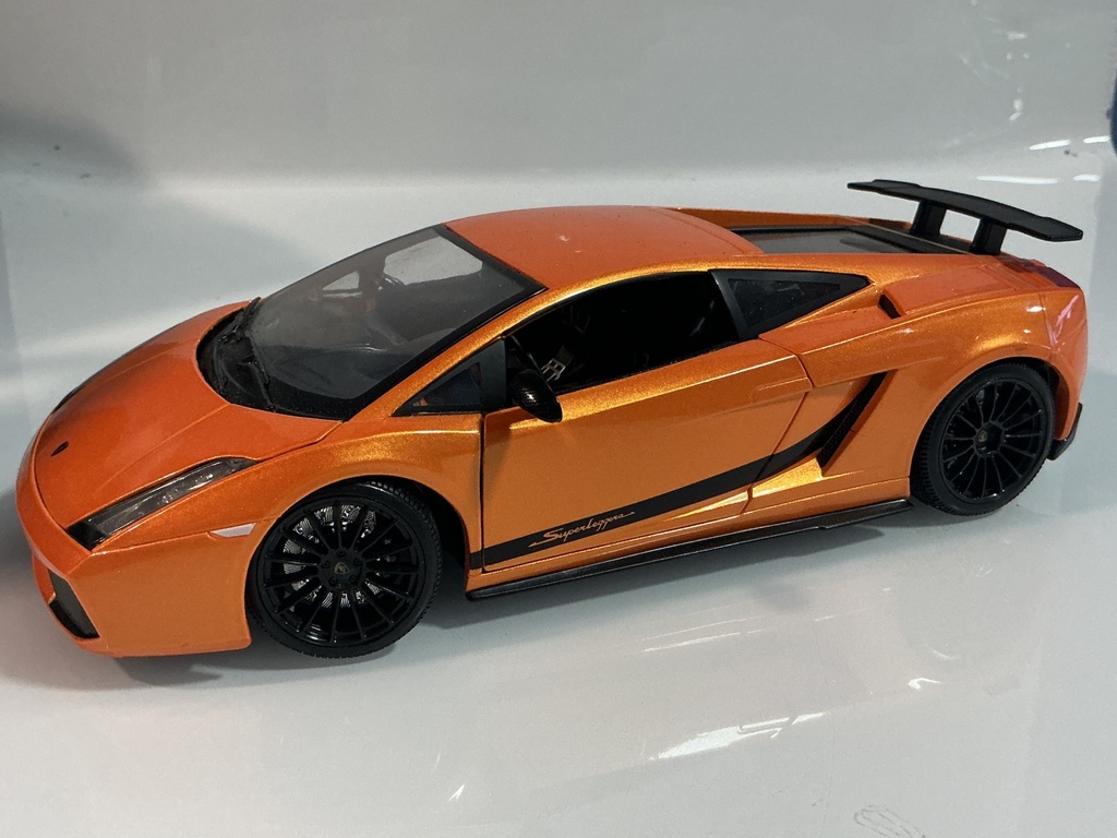[119235.] 1/18 MAISTO LAMBORGHINI GALLARDO SUPERLEGGERA ORANGE ON BLACK