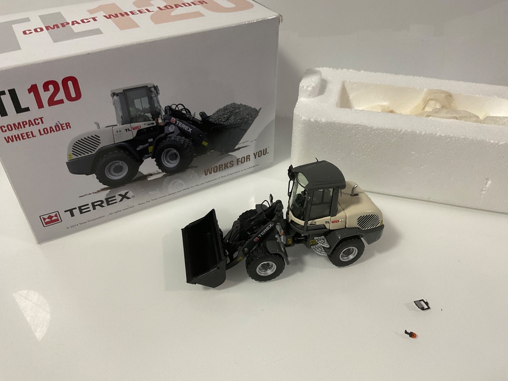 1/50 NZG TL 120 COMPACT WHEEL LOADER 