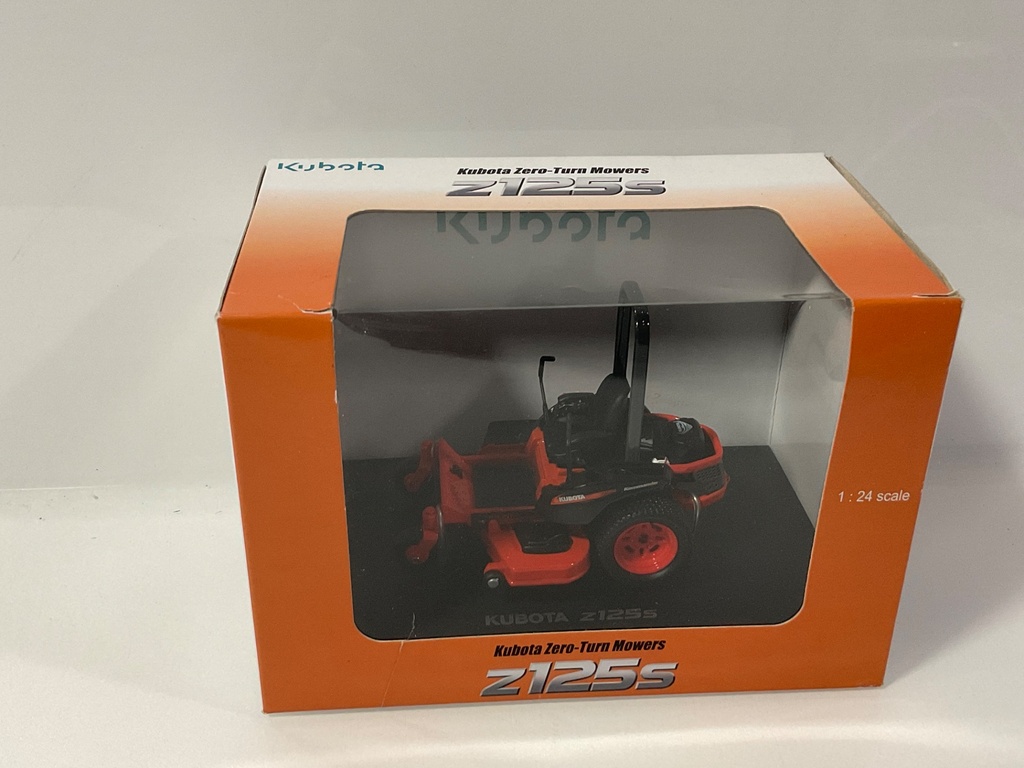 1/24 KUBOTA Z215S ZERO TURN MOWERS 