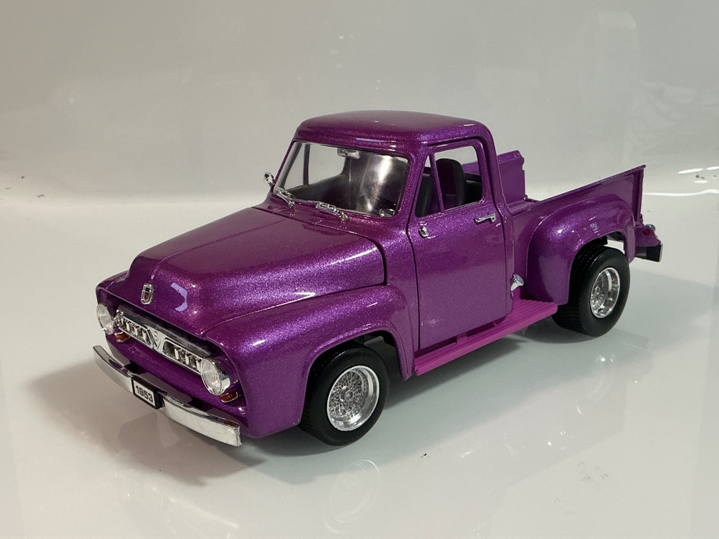 [119610.] 1/18 ROAD LEGENDS 1953 FORD PICKUP PURPLE ON GRAY
