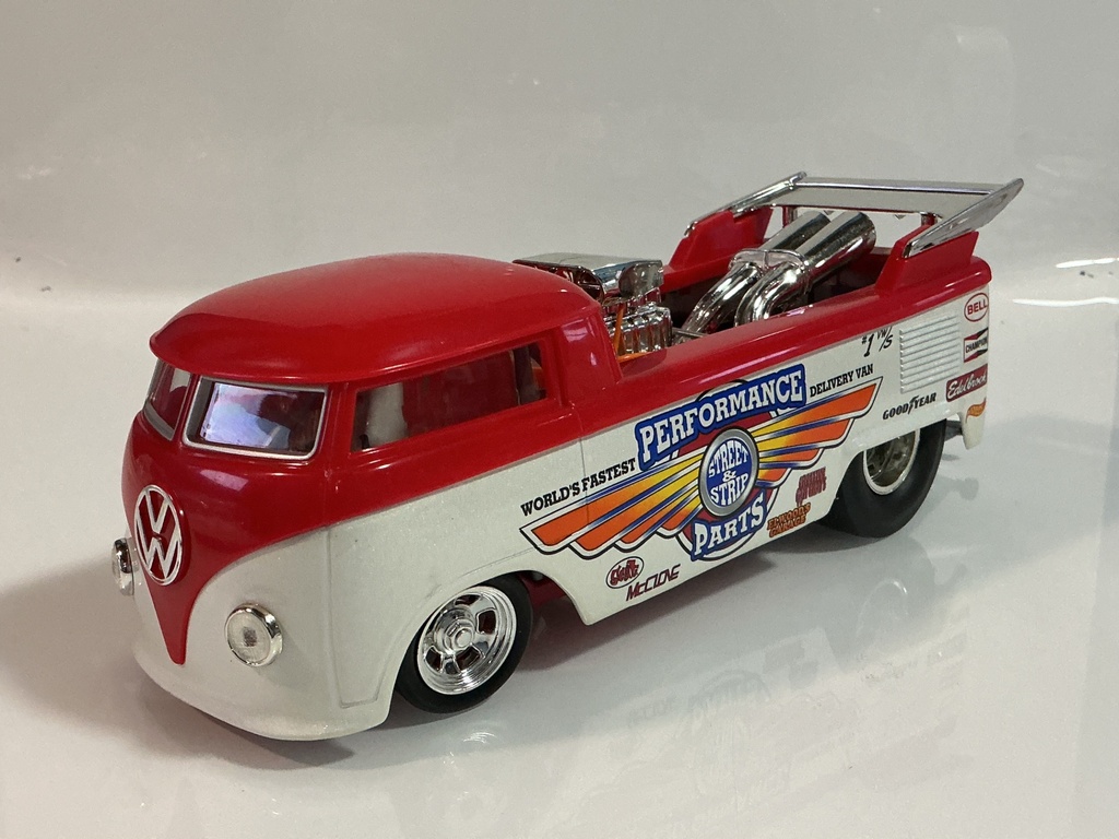 [119617.] 1/18 HOTWHEELS 1985 MATTEL CUSTOMIZED VW DRAG BUS RED / WHITE 
