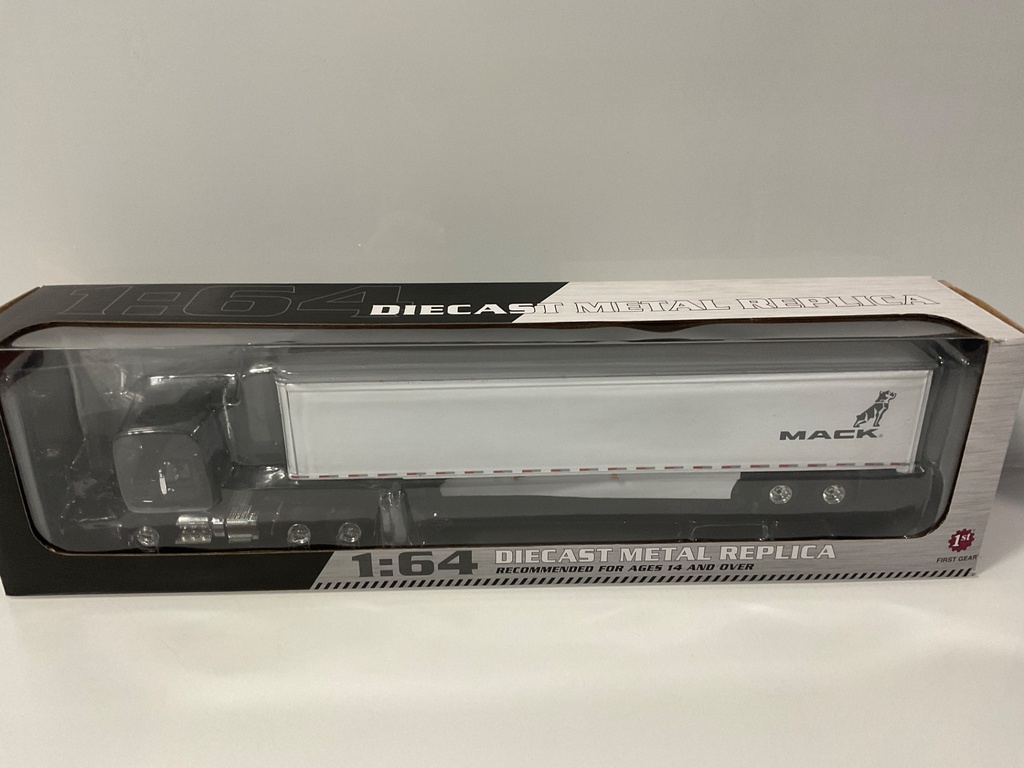 [118952.] 1/64 FIRST GEAR MACK PINNACLE W/ 53’ TRAILER 60-0330 