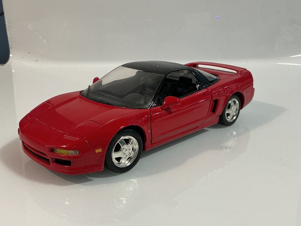 1/18 REVELL HONDA NSX RED ON BLACK