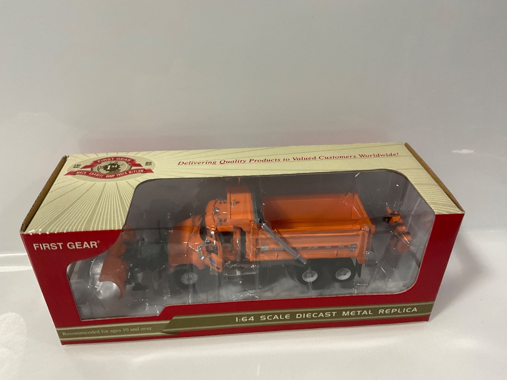 1/64 FIRST GEAR COLORADO DOT DUMP TRUCK WITH SNOW PLOW 60-0029