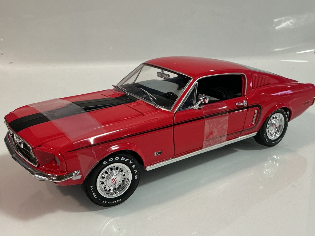 [119648.] 1/18 ERTL AMERICAN MUSCLE 1968 FORD MUSTANG RED ON BLACK