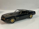 1/18 MAISTO 1978 PONTIAC FIREBIRD TRANS AM BLACK / GOLD ON GOLD