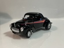 1/18 ROAD LEGENDS 1941 WILLY’S [MISSING DOOR HANDLE] BLACK ON BROWN