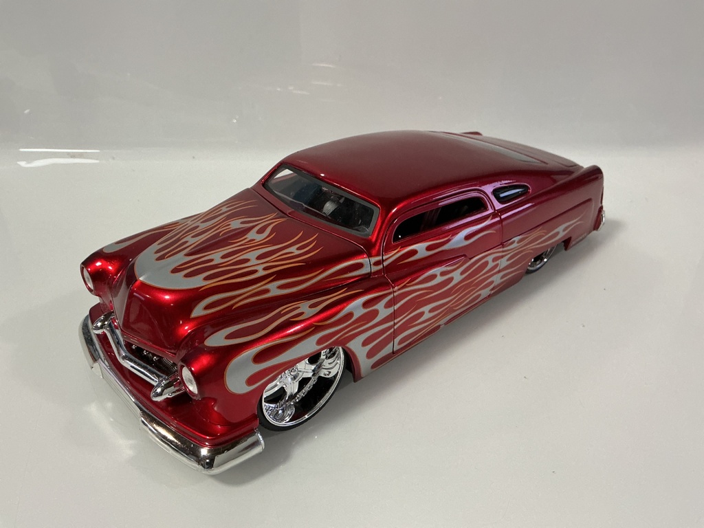 1/18 JADA 1951 MERCURY RED ON RED